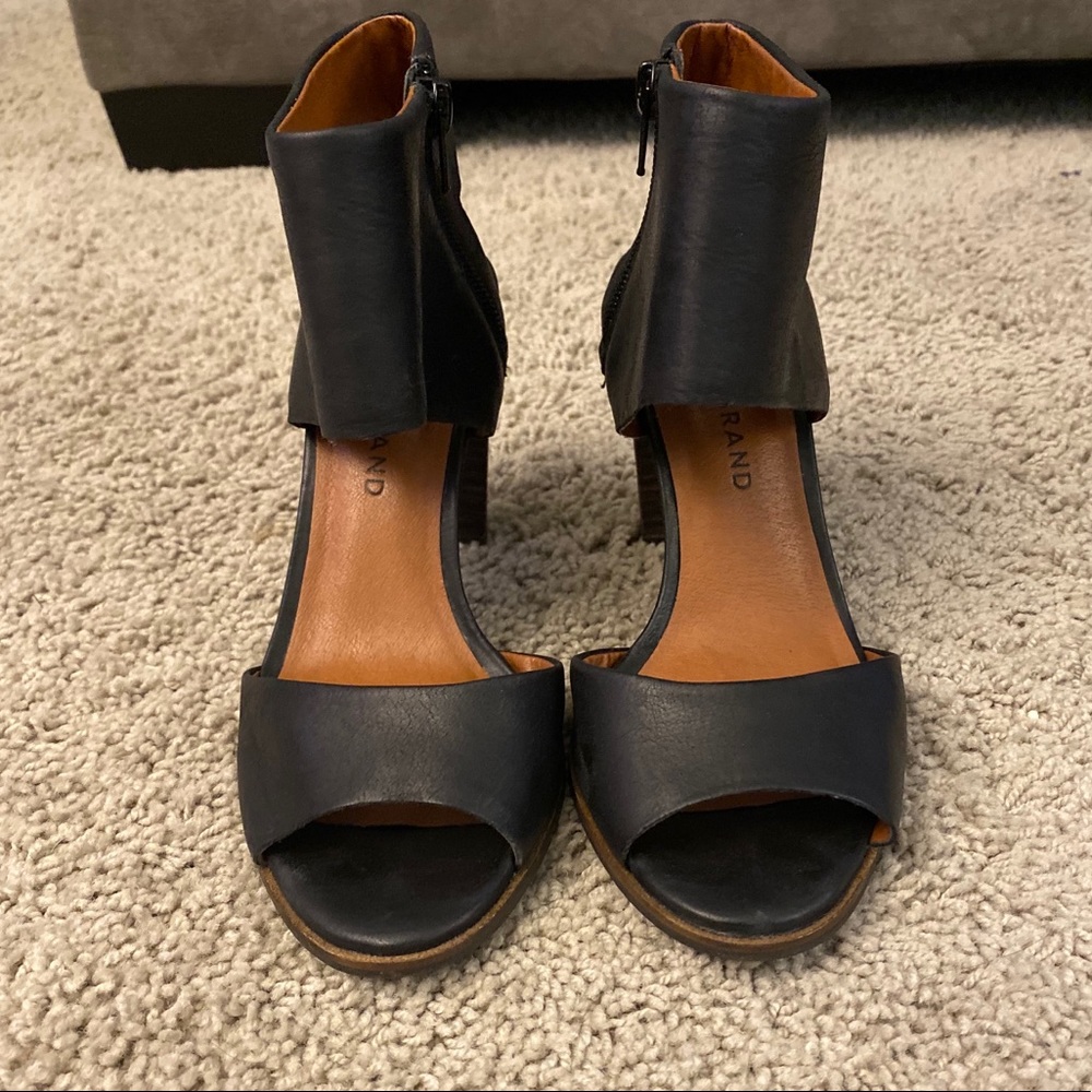 Thick heels by Lucky Brand - black 6
